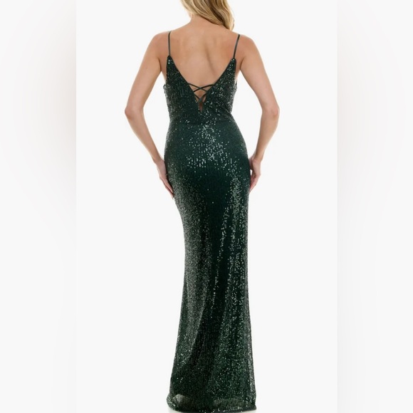 allover sequin with sparkles, spaghetti straps at the shoulders, left slit - Picture 2 of 3